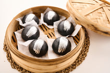 將圖片載入圖庫檢視器 Menu 34 #蟹肉小籠包 #咸水角 #竹炭流沙包