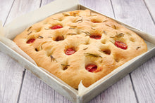 將圖片載入圖庫檢視器 Menu 05 #蘑菇奶油湯 #意大利香草包 #德國豬手 #朱古力蛋糕