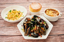 將圖片載入圖庫檢視器 Menu 04 #法式洋蔥湯 #白酒忌廉青口 #蒜香橄欖油意粉 #梳芙厘