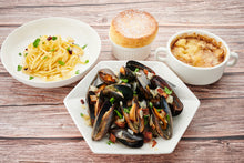 將圖片載入圖庫檢視器 Menu 04 #法式洋蔥湯 #白酒忌廉青口 #蒜香橄欖油意粉 #梳芙厘