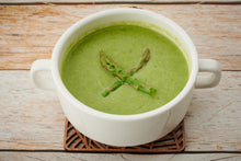 將圖片載入圖庫檢視器 Menu 08 #露荀濃湯 #焗三文魚 #焦糖千層蛋糕