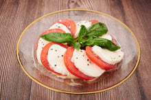 將圖片載入圖庫檢視器 Menu 28 #義式三色沙拉 #自制意式雲吞 #栗子朱古力蛋糕