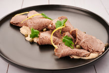 將圖片載入圖庫檢視器 Menu 22 #魚醬小牛肉 #自制批薩 # 法式薑汁焦糖燉蛋