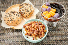 將圖片載入圖庫檢視器 Menu 11 #台式魯肉飯 #胡椒餅 #黑糖芋圓仙草凍