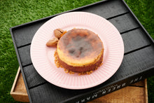 將圖片載入圖庫檢視器 Menu 03 #芝士佛卡夏 # Peri Peri 烤雞 # 栗子芝士蛋糕